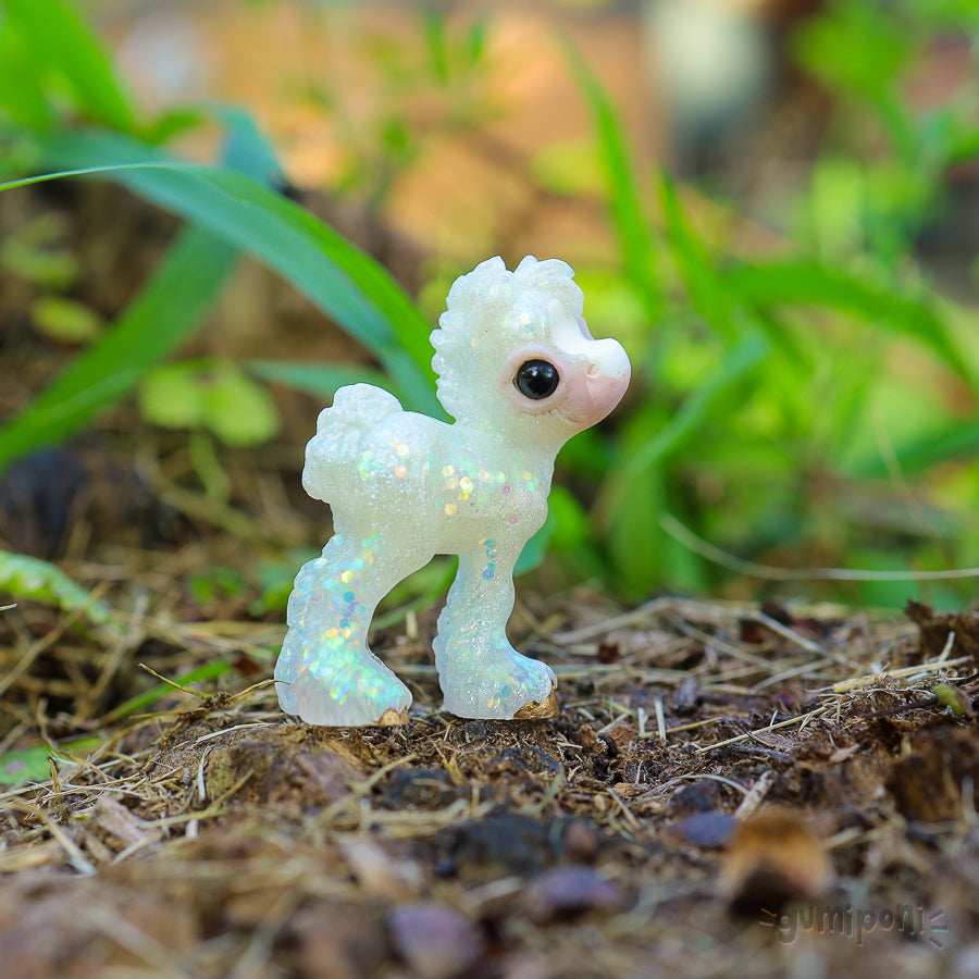 Opal Glitter Whisper GumiPoni