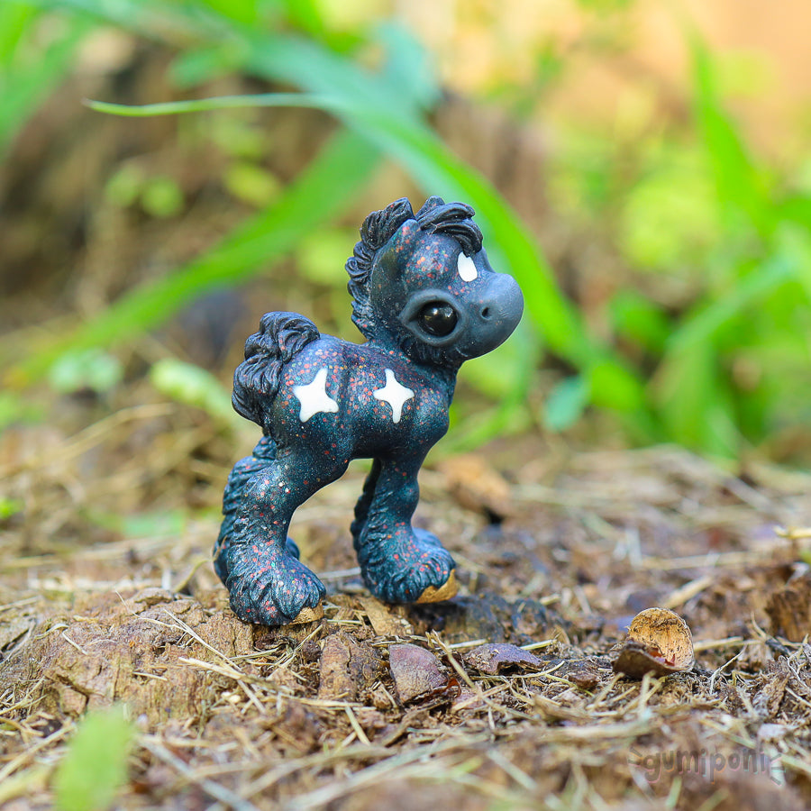 Lava Rock Whisper GumiPoni