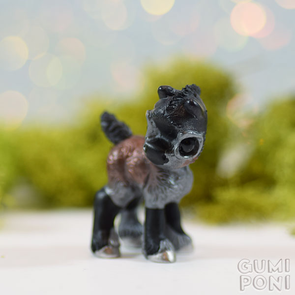 Sooty Clover GumiPoni