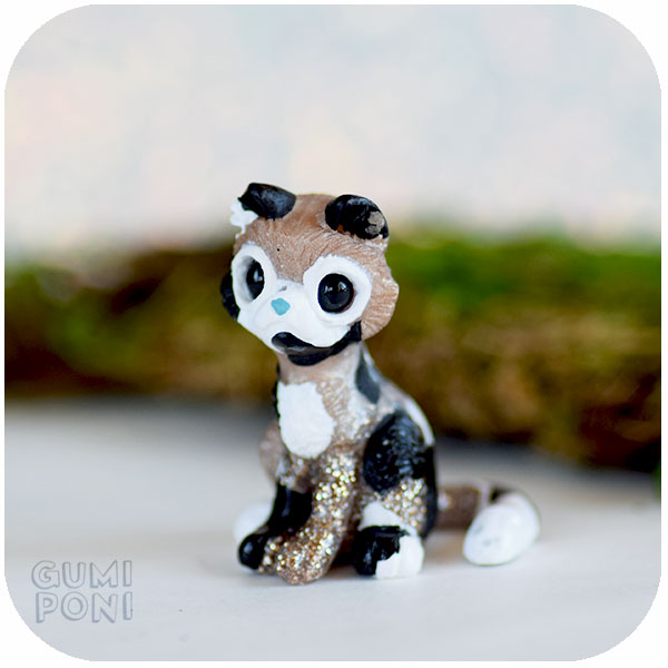 White Gold Calico GumiKitti