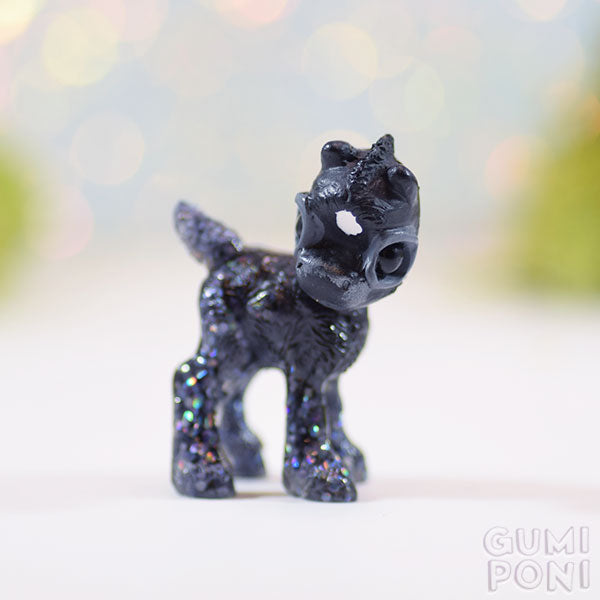 Dark Glitter Clover GumiPoni