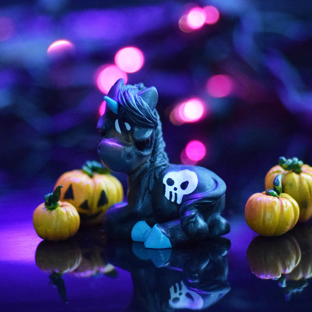 Skully Grumpicorn GumiPoni