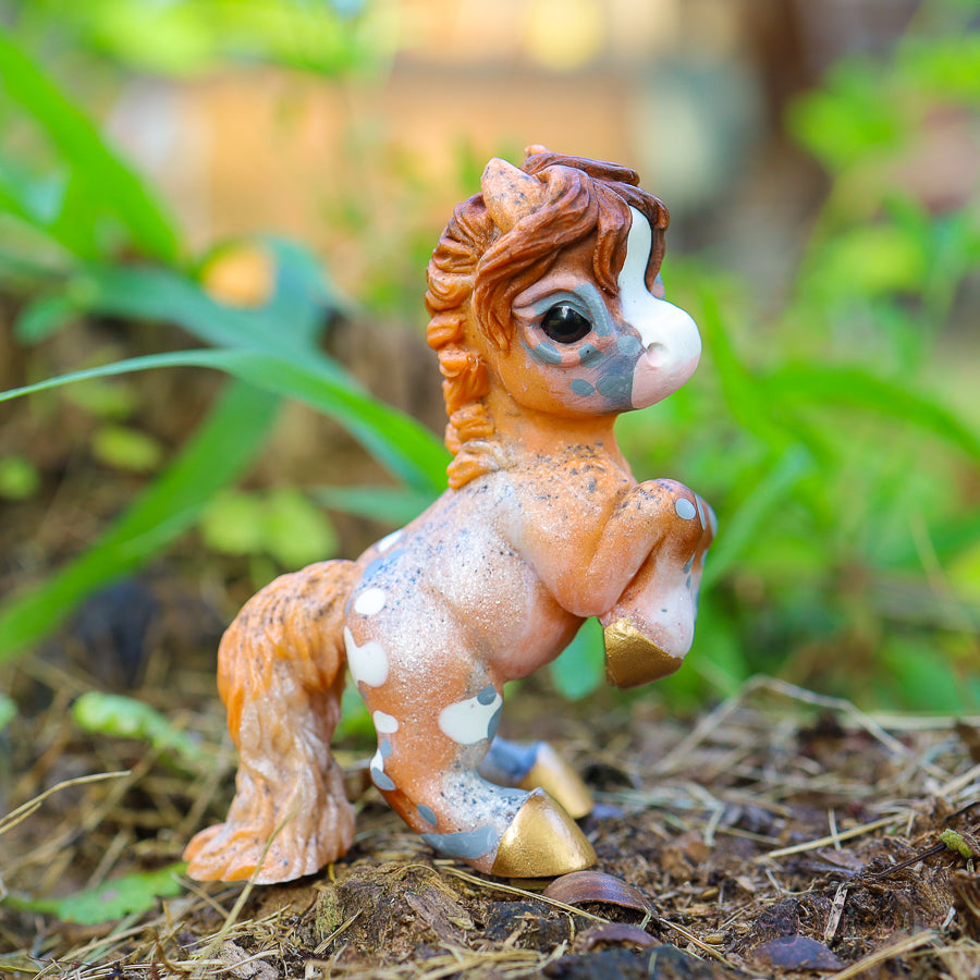 Chestnut Speckled Brumby GumiPoni