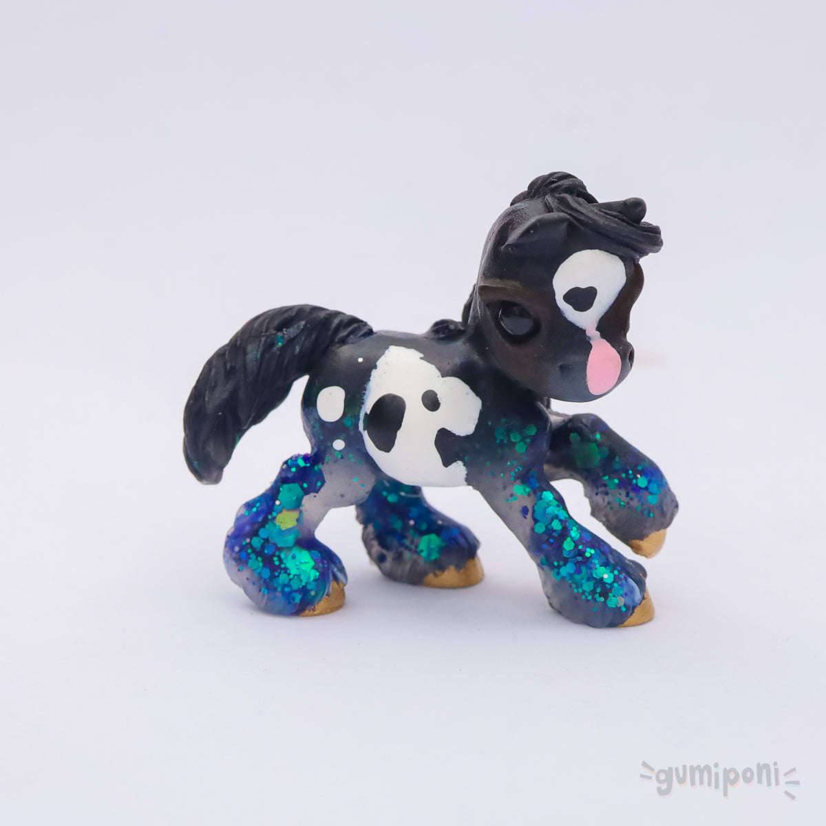 Black Friday Mustang GumiPoni