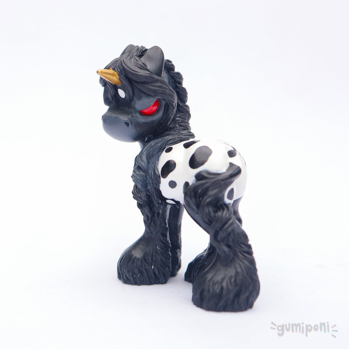Black Friday Grumpicorn GumiPoni