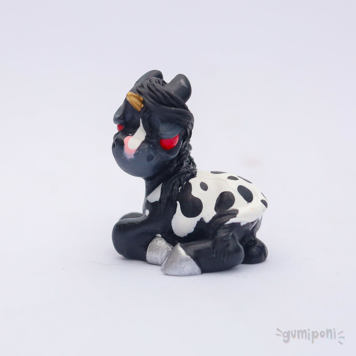 Black Friday Grumpicorn GumiPoni