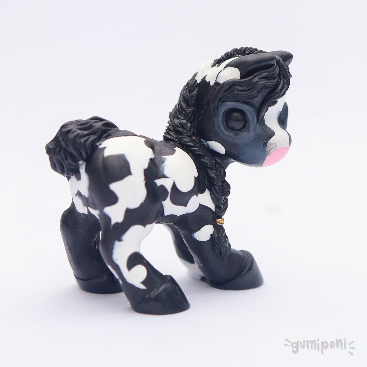 Black Friday Dumpling GumiPoni