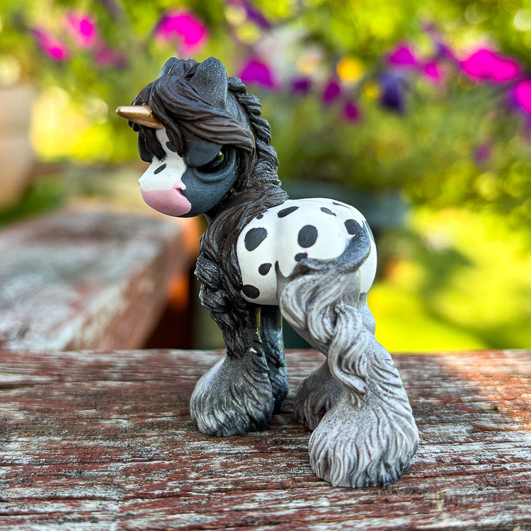 Peppercorn Grumpicorn GumiPoni