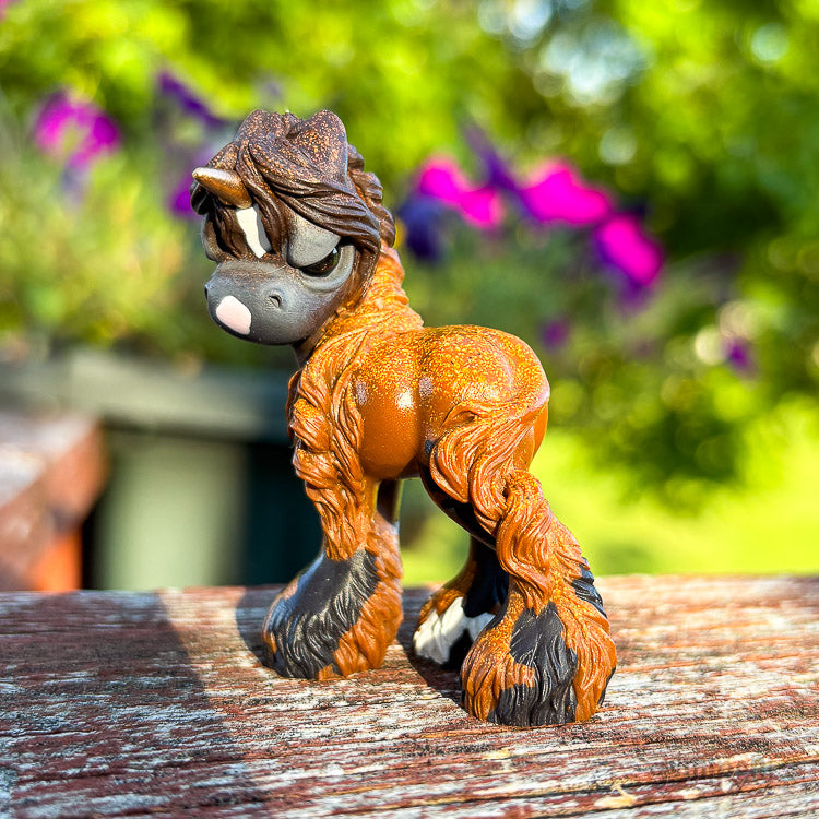Mocha Caramel Grumpicorn GumiPoni