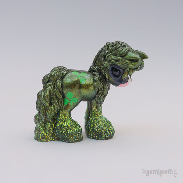 Shamrock Blossom GumiPoni