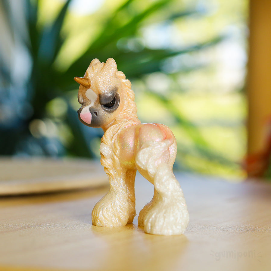 Pearl Grumpicorn GumiPoni