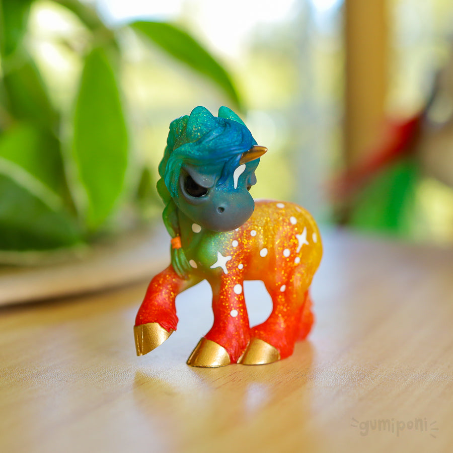 Rainbow Grumpicorn GumiPoni