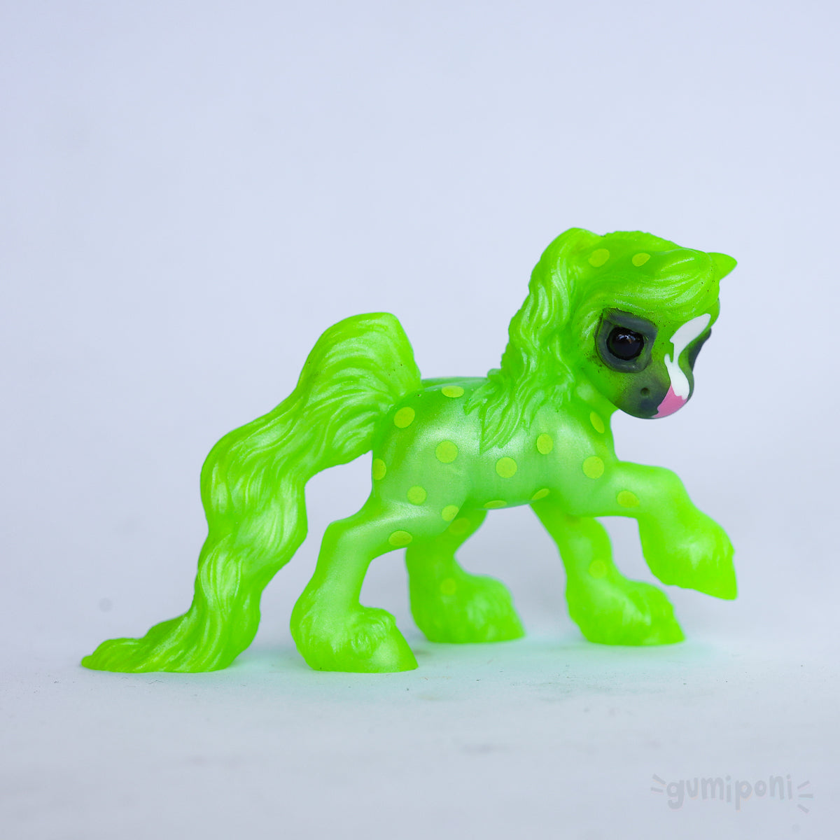 Neon Green Amira GumiPoni