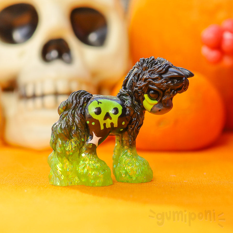 Poison Skully Blossom GumiPoni