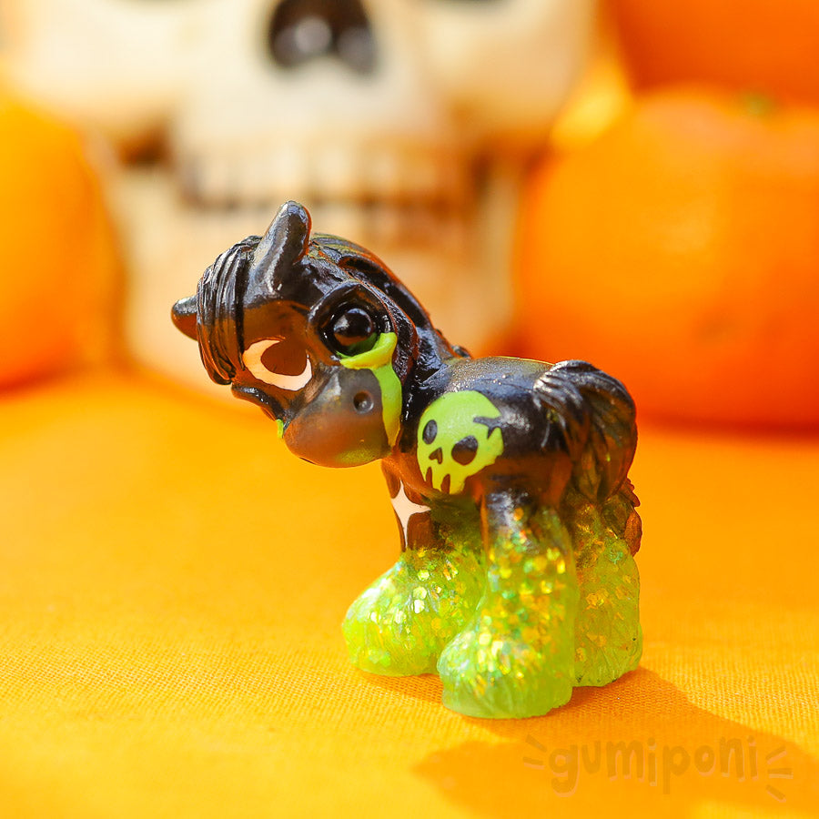 Poison Skully Shyloh GumiPoni
