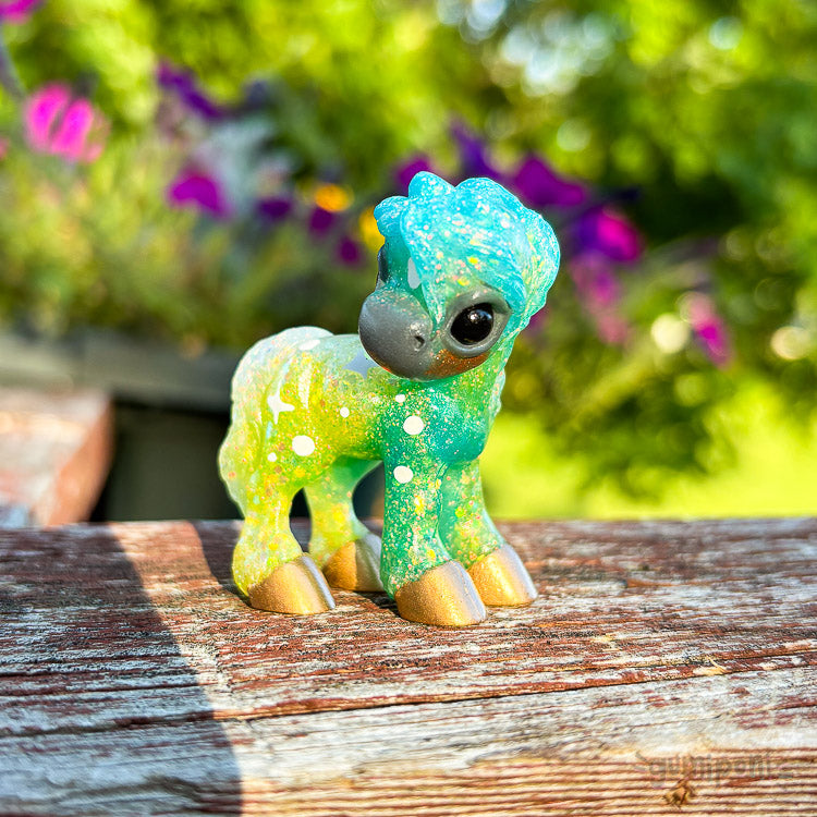 Juniper Lemonade GumiPoni