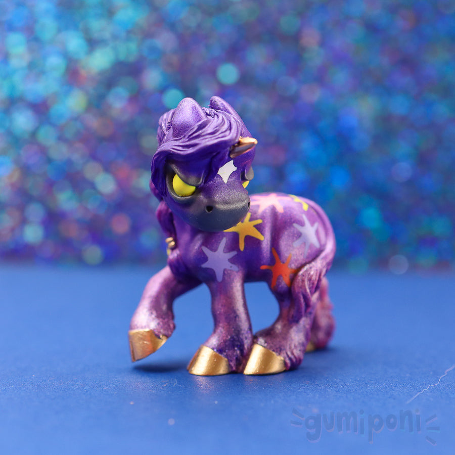 Bedtime Grumpicorn GumiPoni