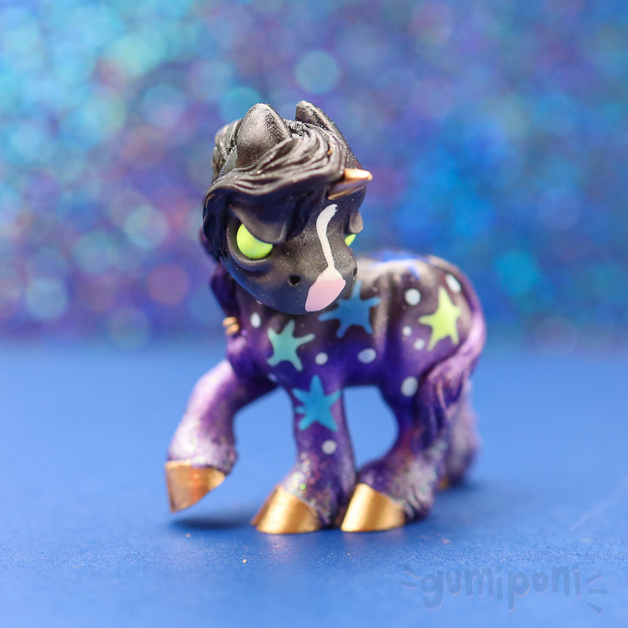 Bedtime Grumpicorn GumiPoni
