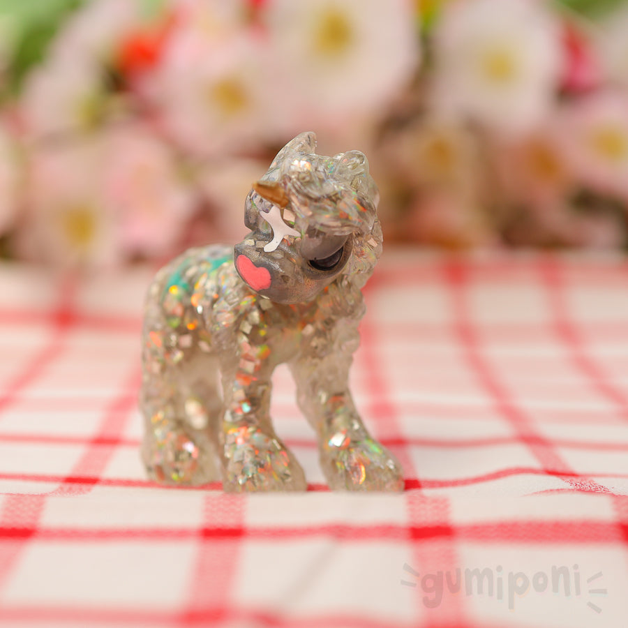 Chonk Glitter Boi Grumpicorn