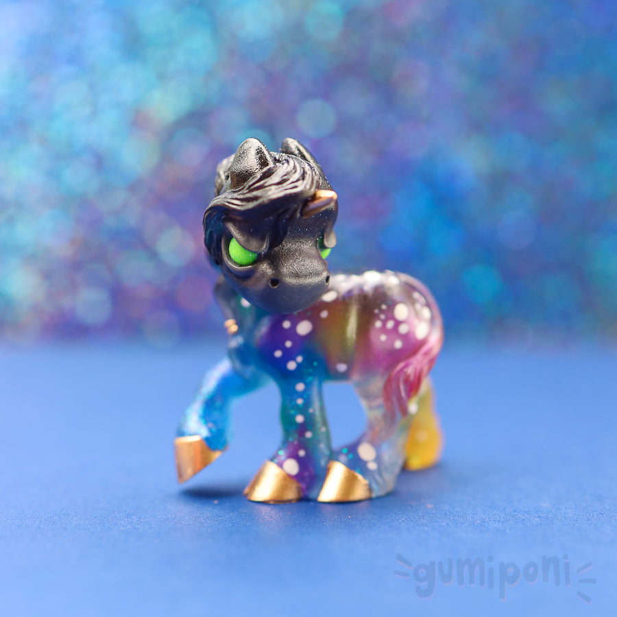 Bedtime Grumpicorn GumiPoni