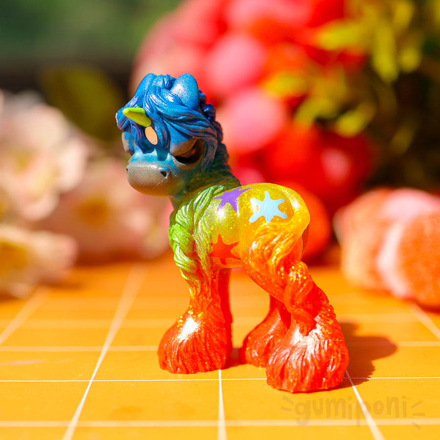 Rainbow Grumpicorn GumiPoni