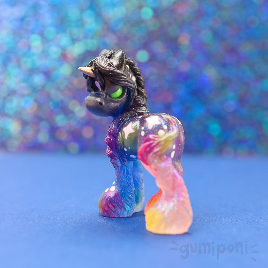 Bedtime Grumpicorn GumiPoni