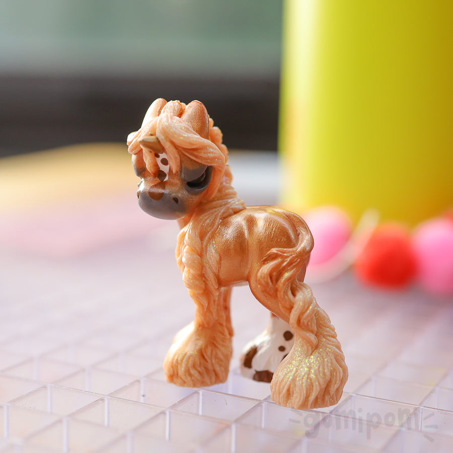 Palomino Grumpicorn GumiPoni