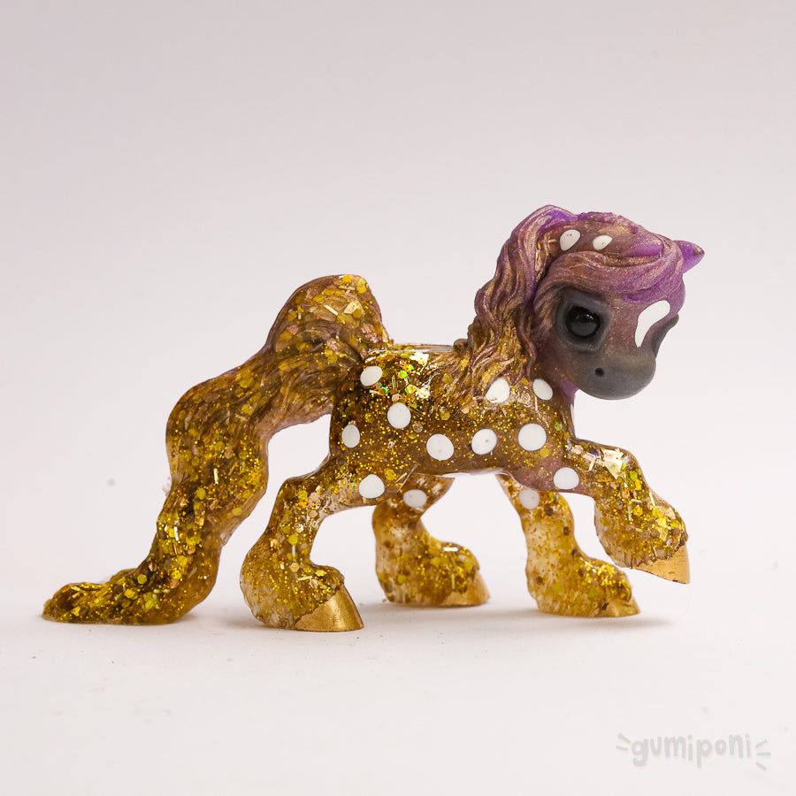 Gilded Amira GumiPoni