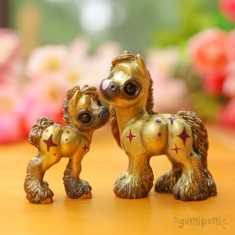 Gilded Momma and Baby GumiPoni