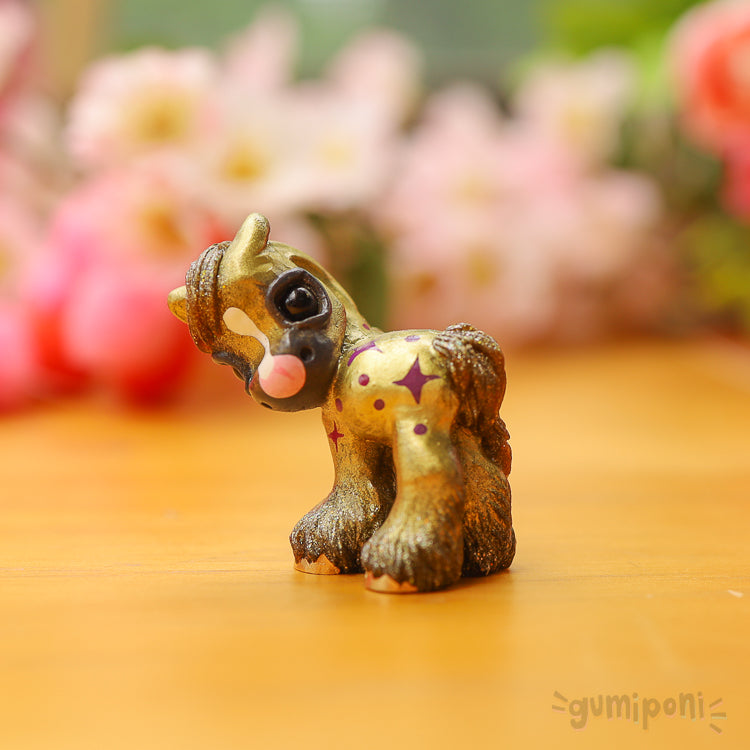 Gilded Shyloh GumiPoni