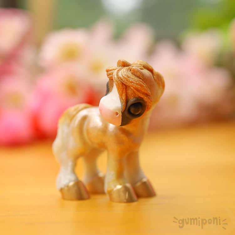 Shimmer Dahlia GumiPoni