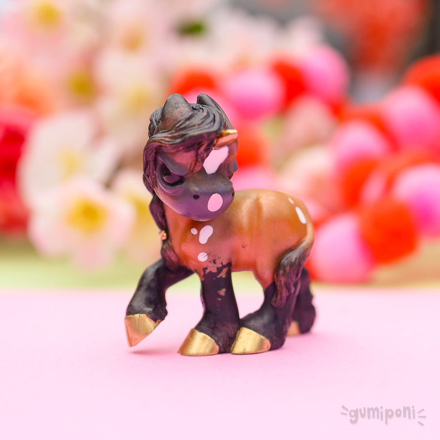 Valentine's Grumpicorn GumiPoni