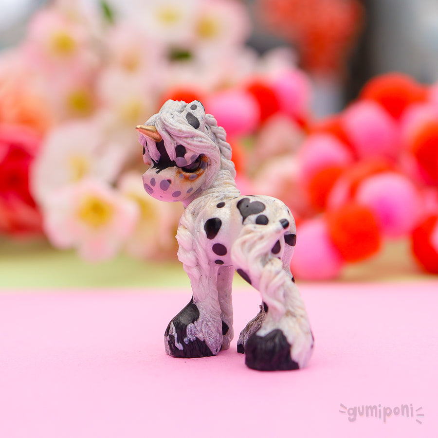 Valentine's Grumpicorn GumiPoni