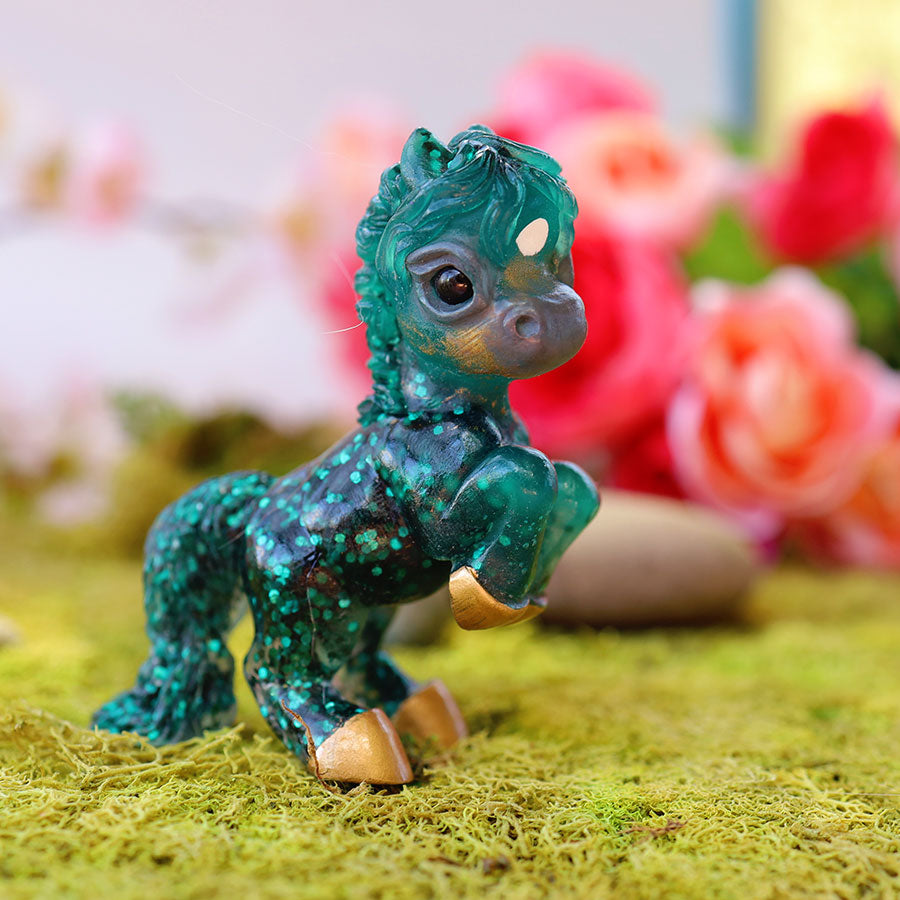 Glittery Brumby GumiPoni