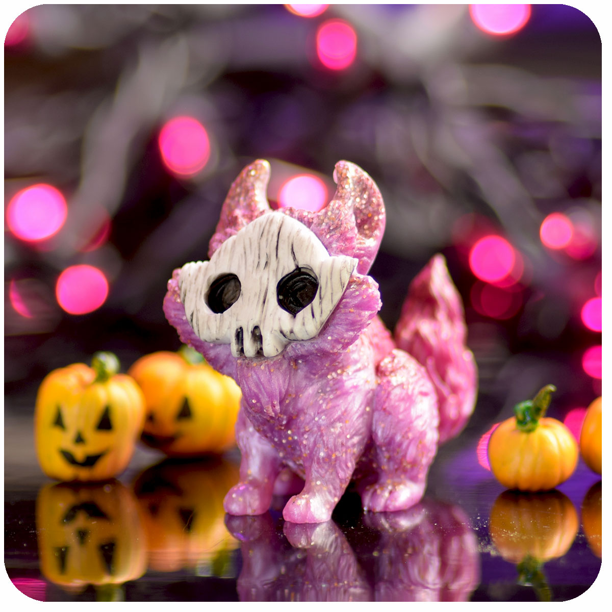 Lilac Grey Mask Uno Shadow Creature GumiPoni
