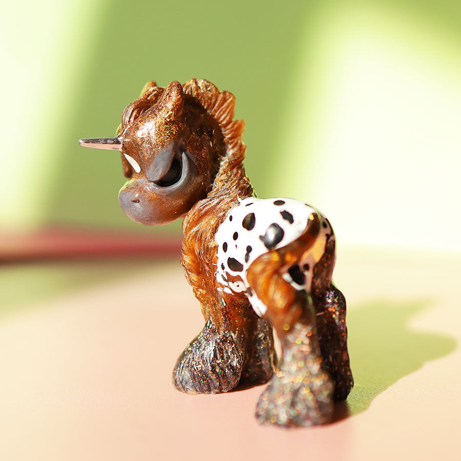 Rootbeer Grumpicorn GumiPoni