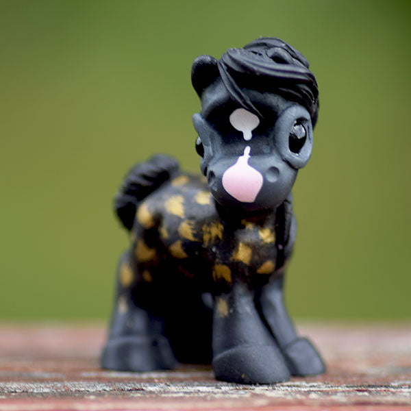 Dark Spotted GumiPoni