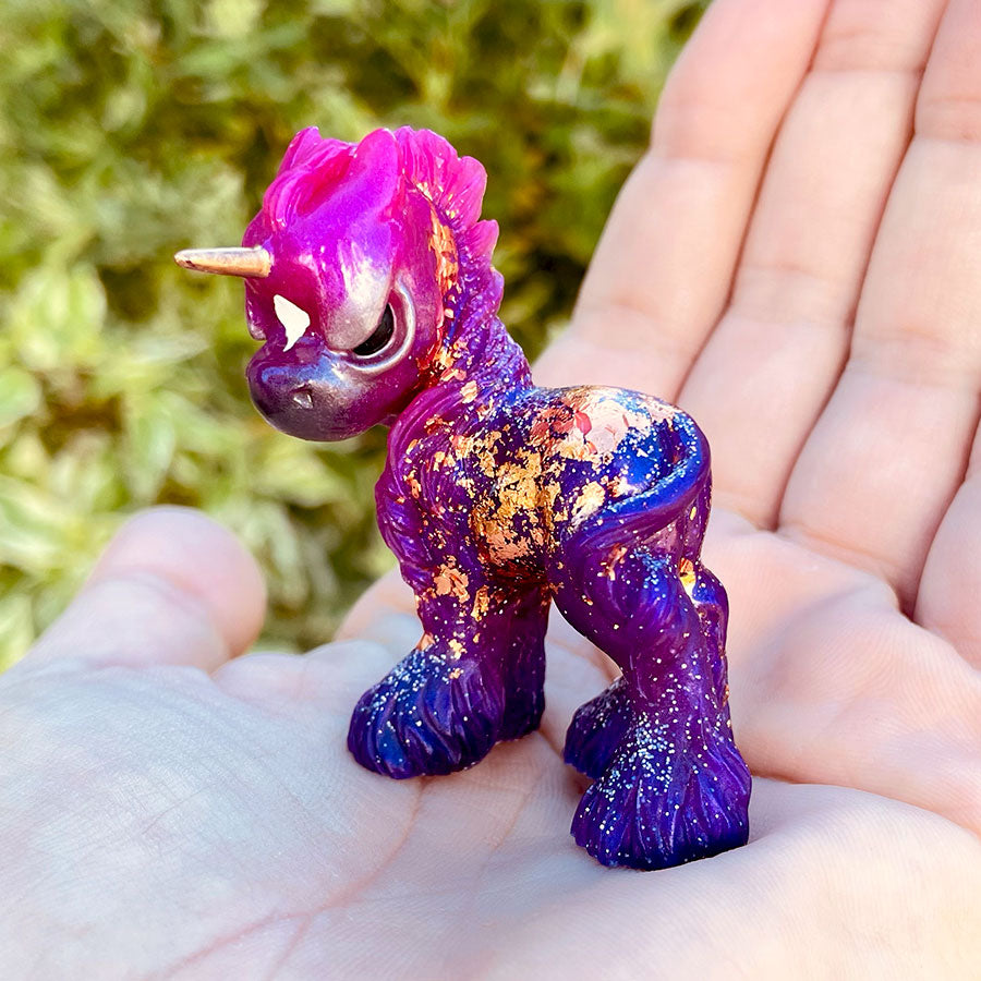 Gilded Grumpicorn GumiPoni