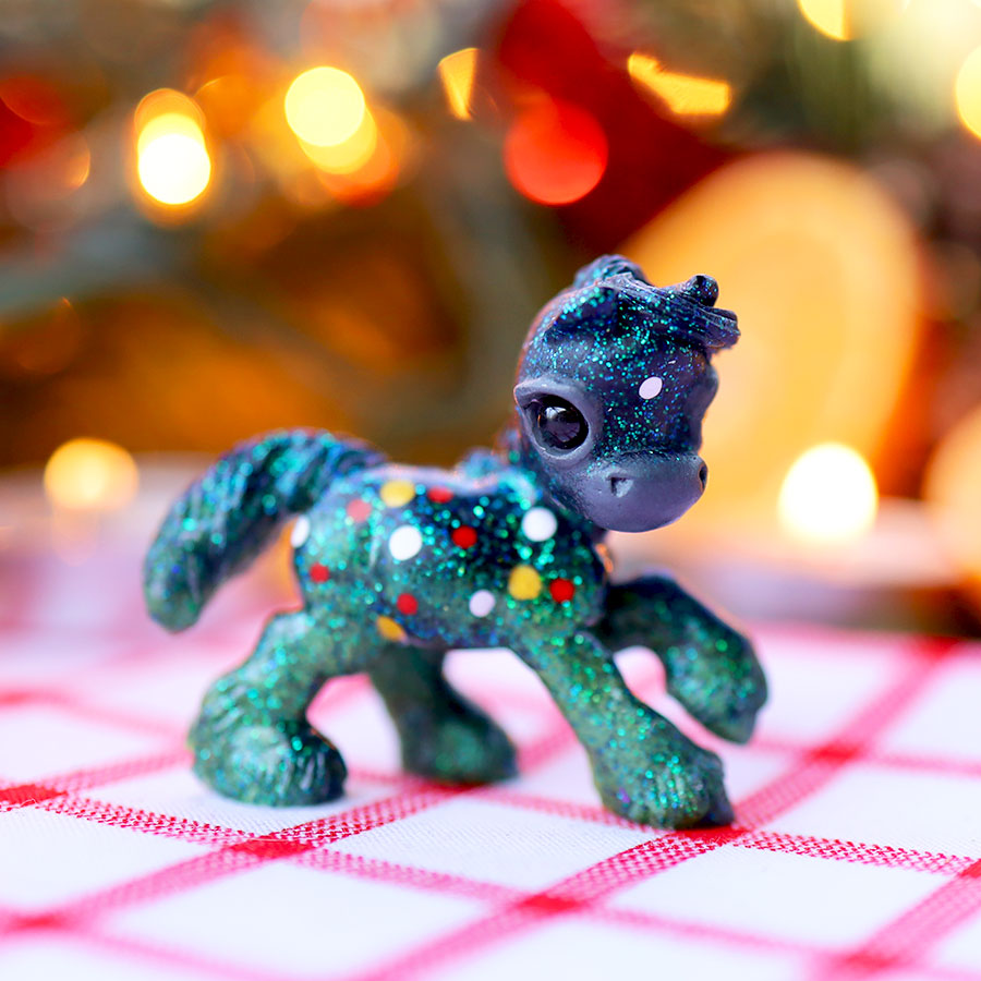 Festive Mustang GumiPoni