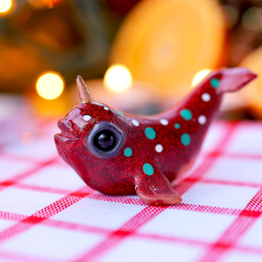 Festive Narwhal GumiPoni