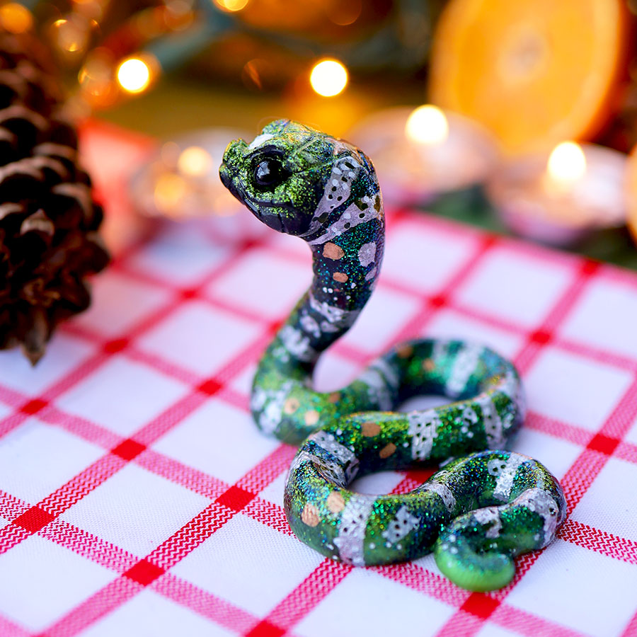 Green GumiSnek