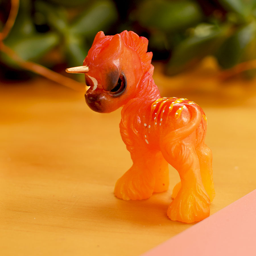 Grumpicorn GumiPoni