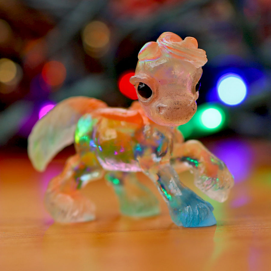 Iridescent Mustang GumiPoni