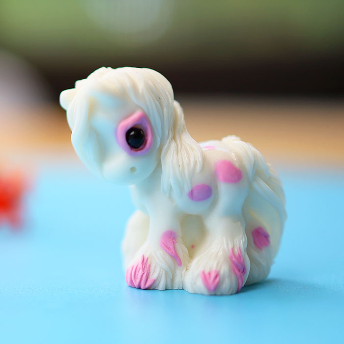 Pink Pinto Cob GumiPoni