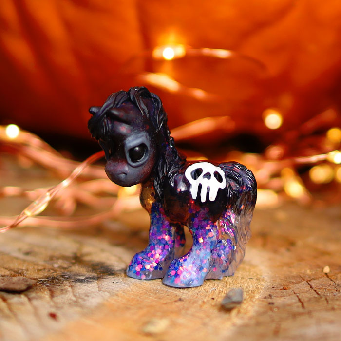 Skully Aria GumiPoni