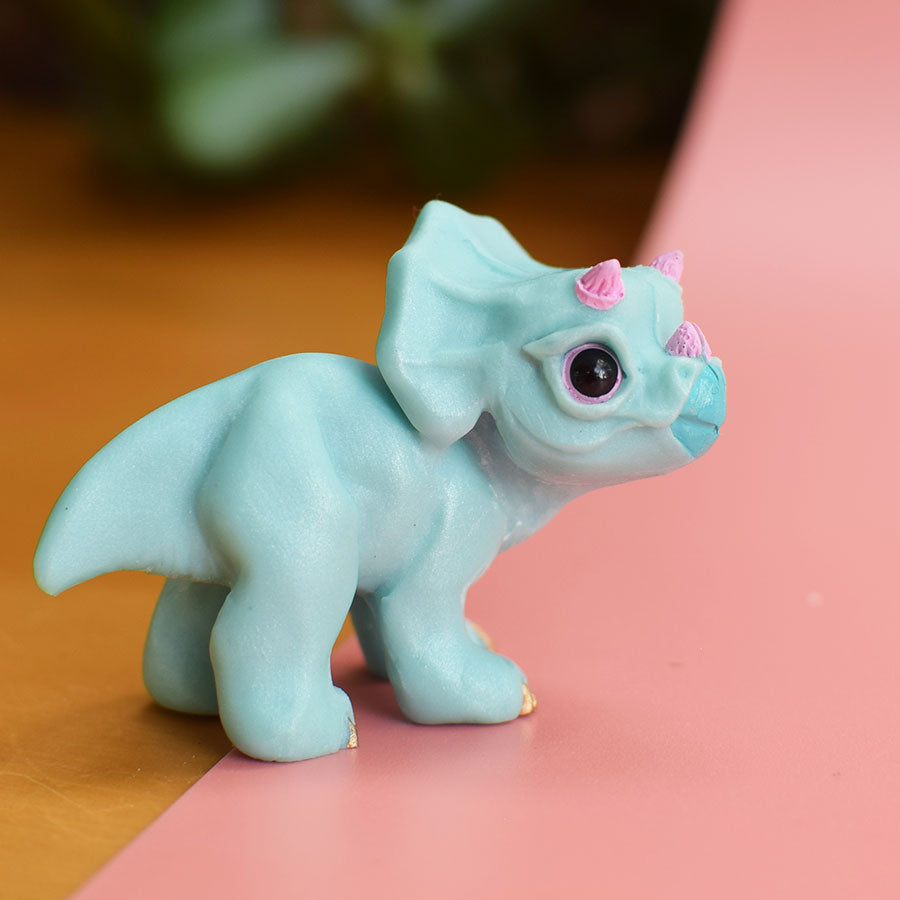 Tulip Triceratops Gumisaur