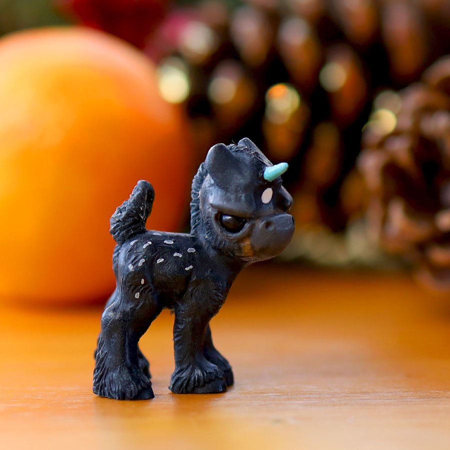 Charcoal Spike GumiPoni